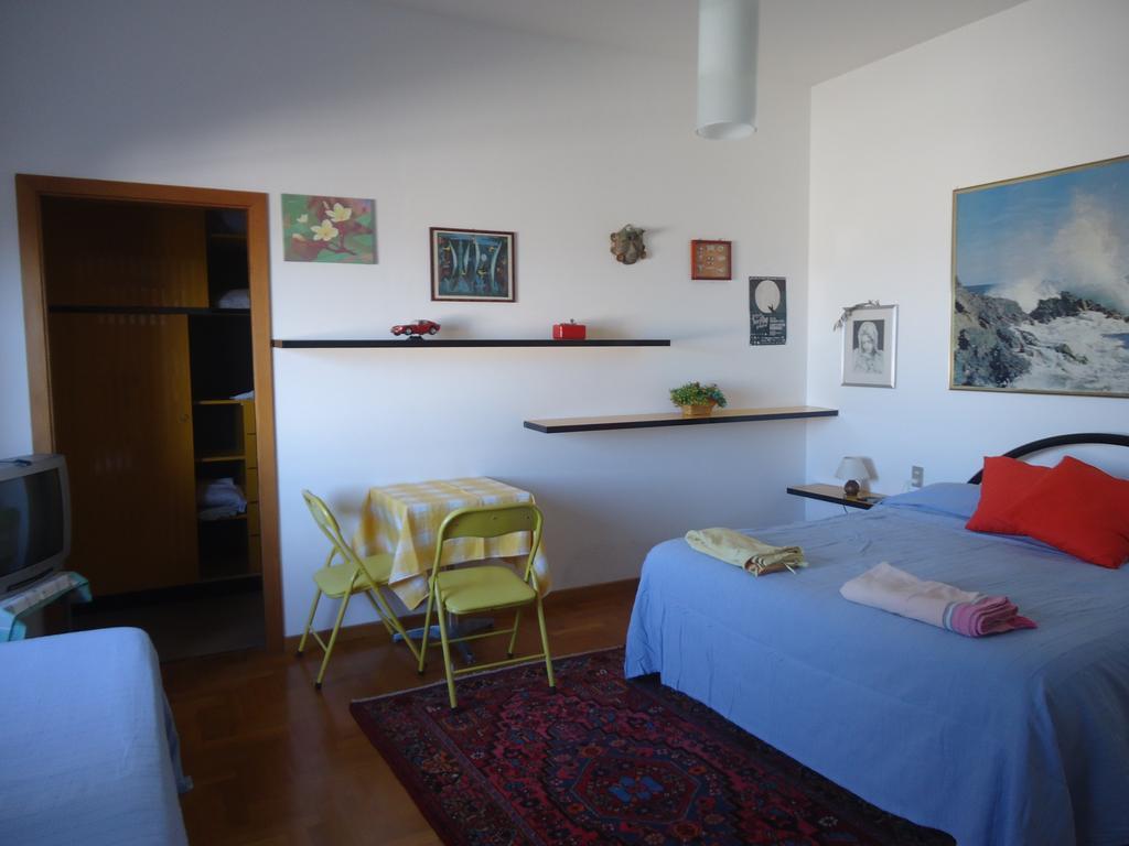 B&B Villa Aersa Монтесильвано Номер фото